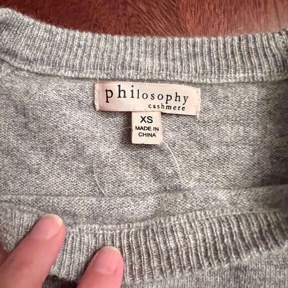 NWOT Women's Philosophy Gray Pink LOVE Cashmere Crew Neck Pullover Sweater XS - Picture 2 of 3